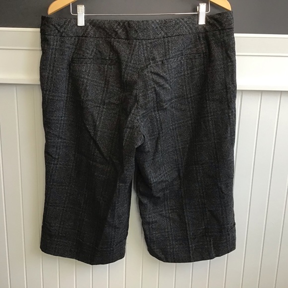 Dress Capri Pants - Picture 4 of 5